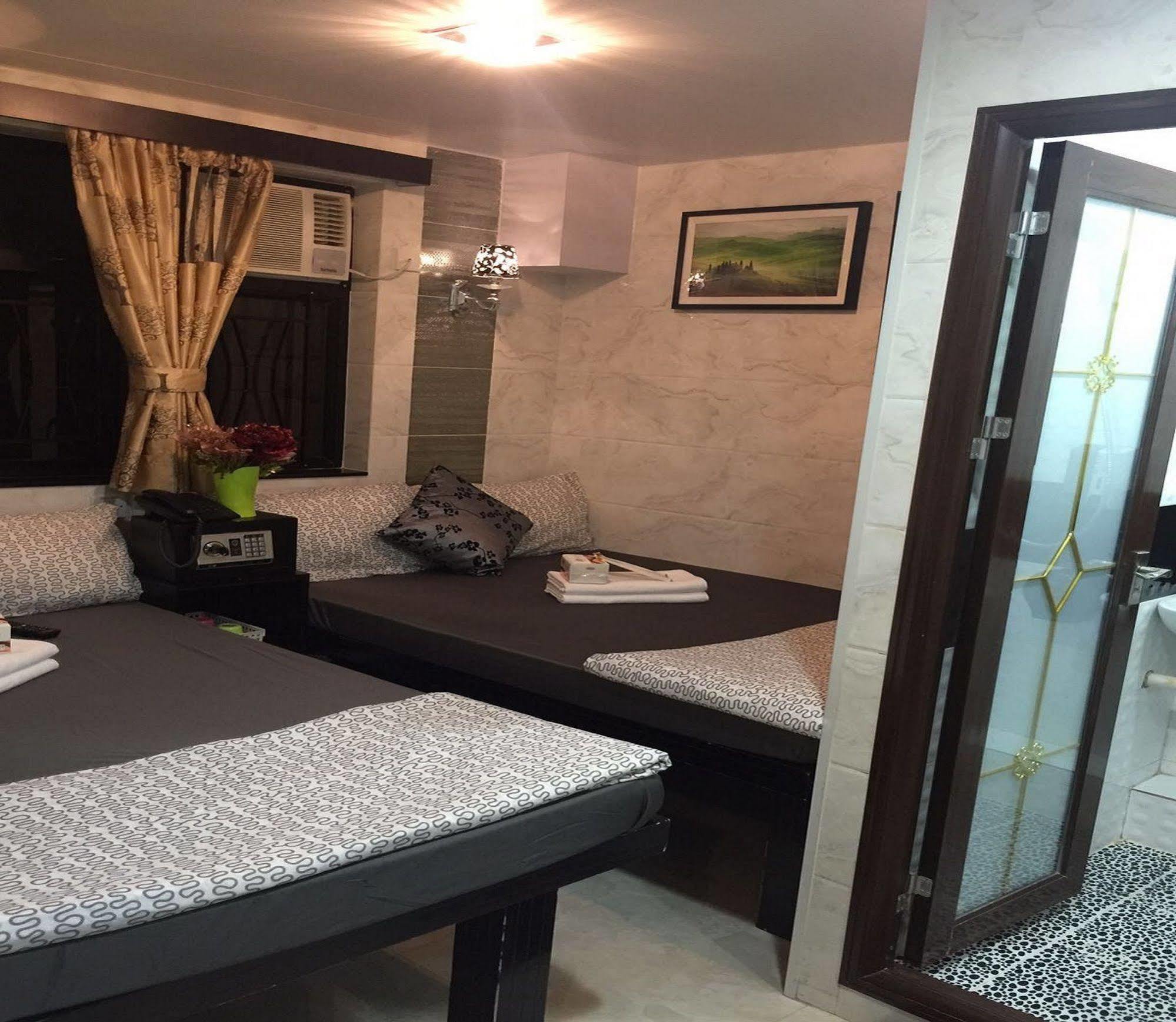 Skylark Guest house Hong Kong